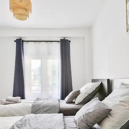 Le Refuge Fleuri T5 Avec Terrasse Et Jardin