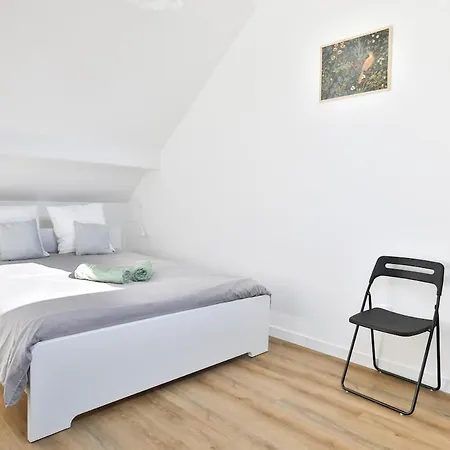 Apartment Le Refuge Fleuri T5 Avec Terrasse Et Jardin